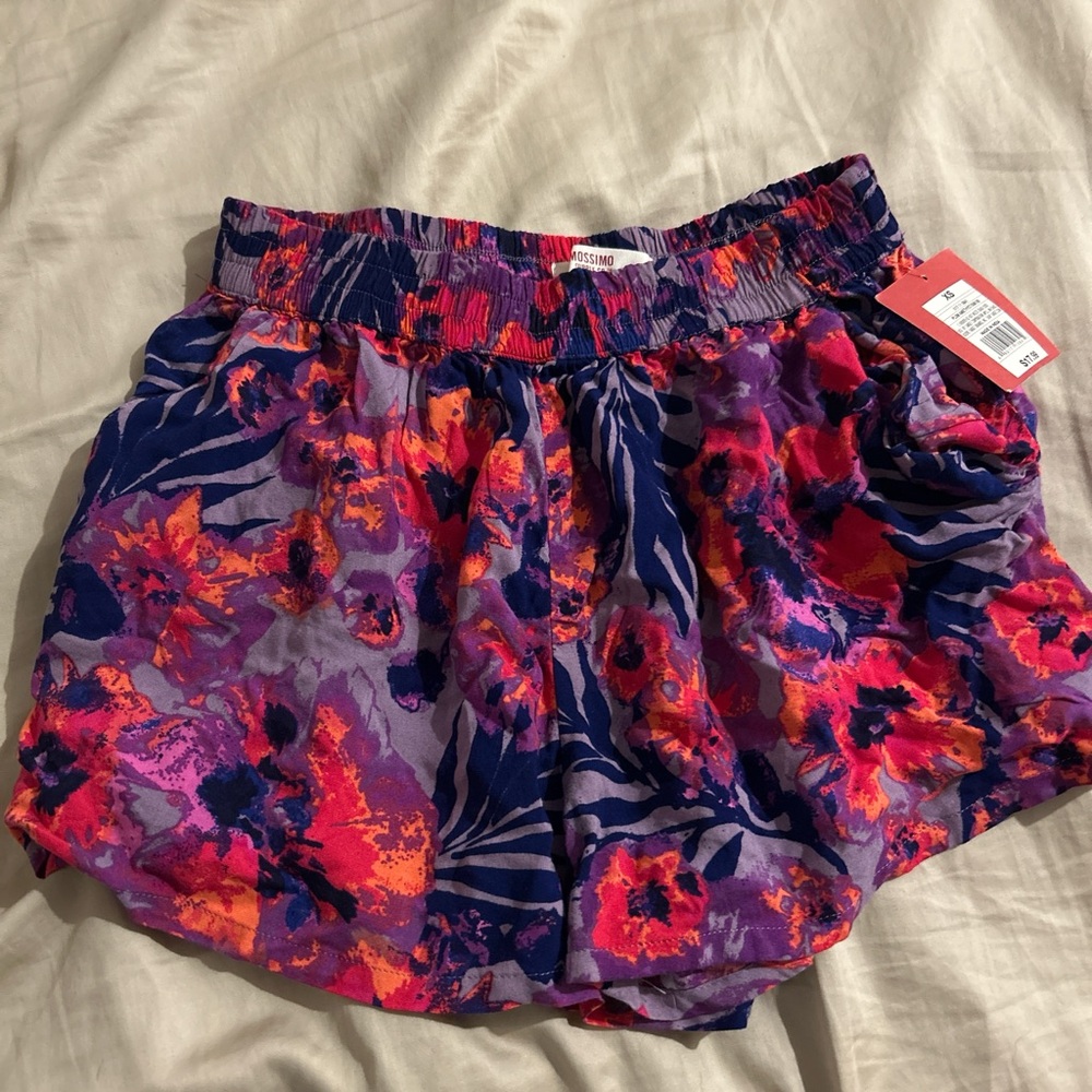 Mossimo Supply Co. Women's Floral Shorts - Purple and Red